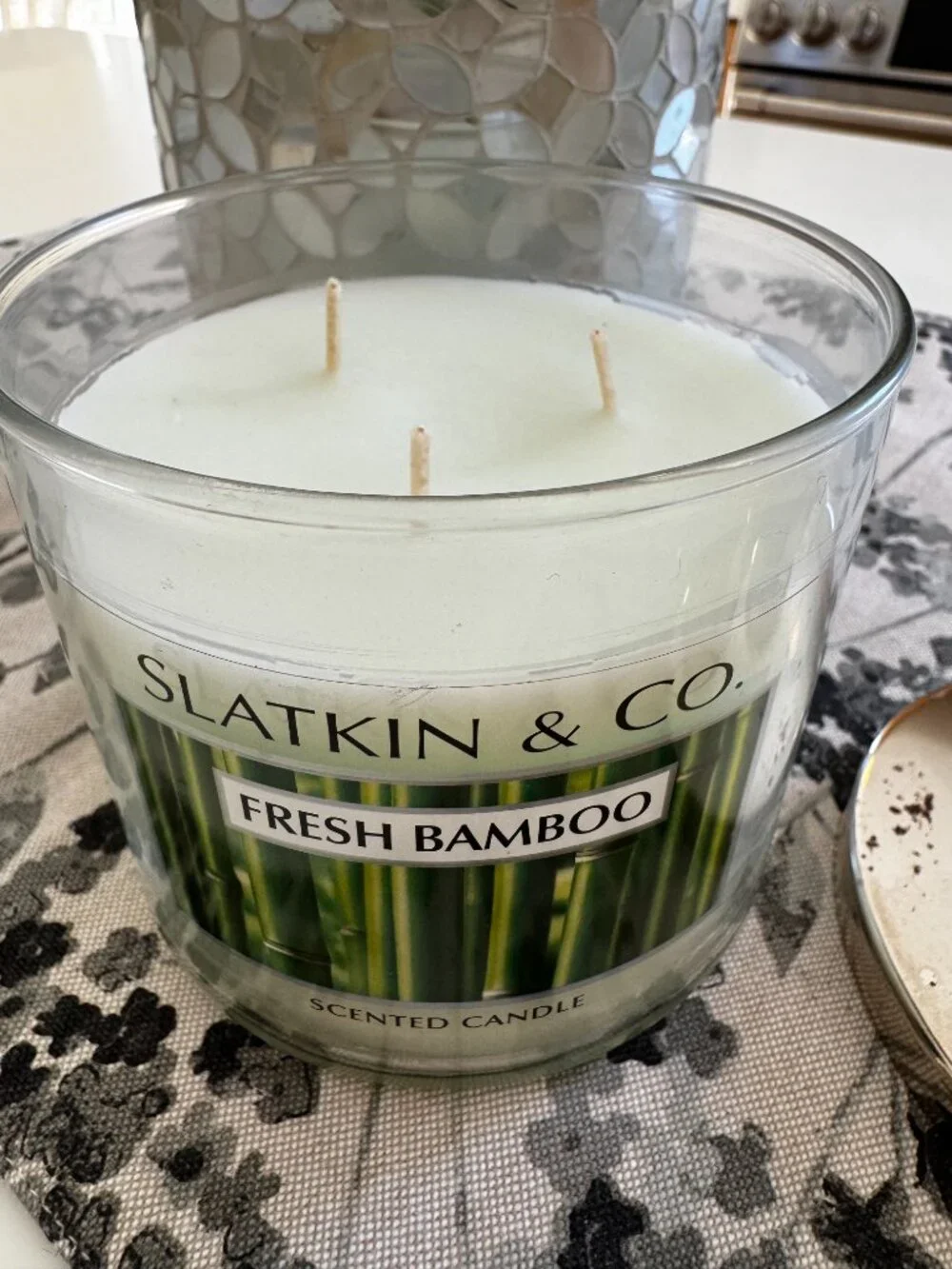 Bath & Body Works Fresh Bamboo 14.5 ounce 3-wick candle - Picture 2 of 3